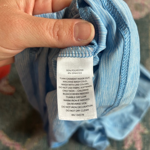 Vineyard Vines performance size 7 polo - Picture 4 of 5